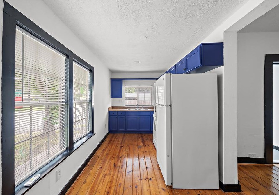 1504 Luzon, Houston TX  77009-7922 exterior