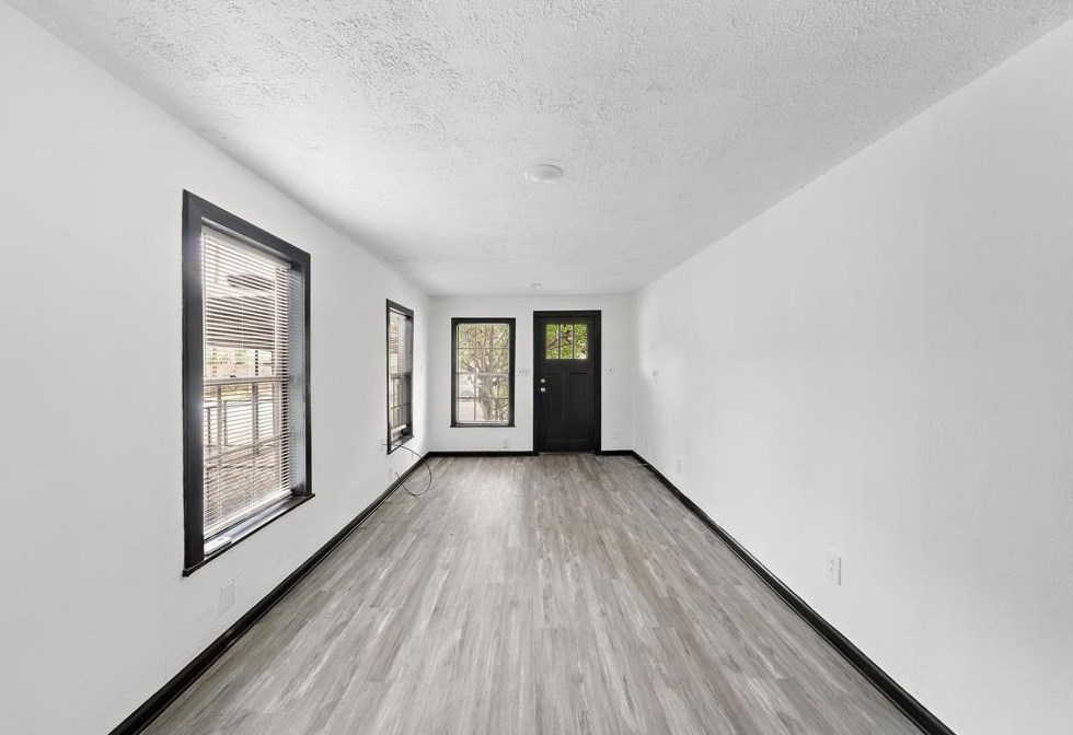 1504 Luzon, Houston TX  77009-7922 exterior