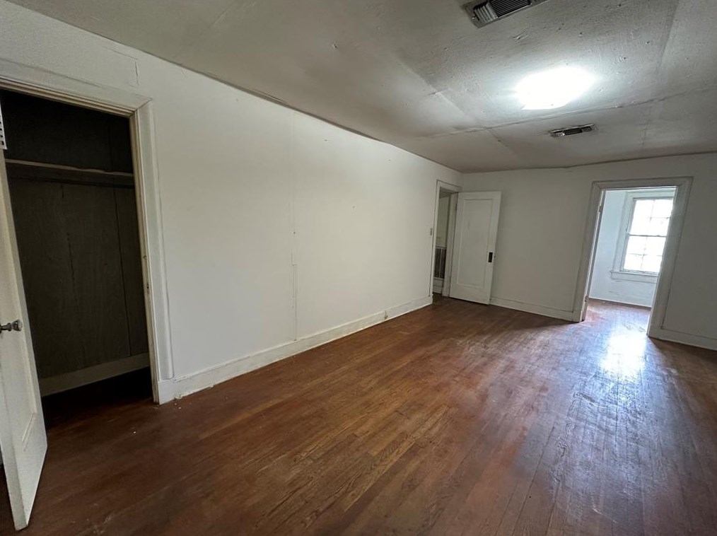 3418 Southmore Blvd, Houston TX  77004-6343 exterior