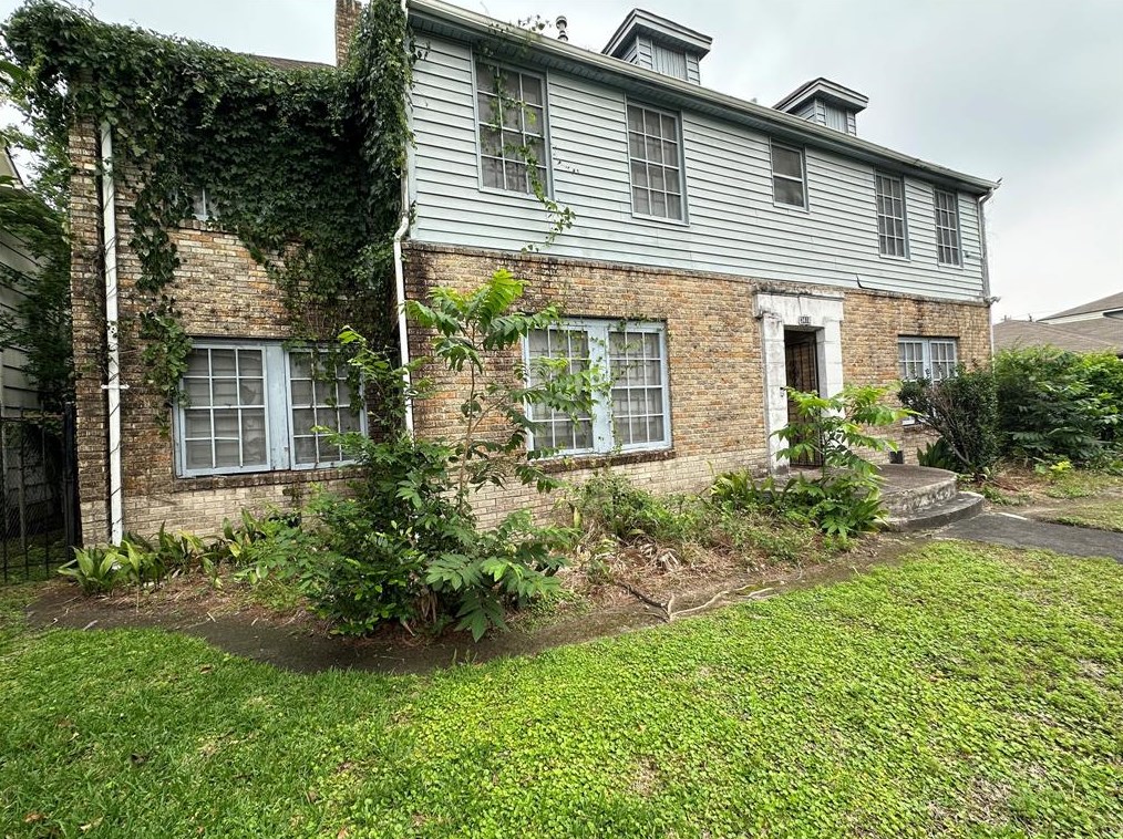 3418 Southmore Blvd, Houston TX  77004-6331 exterior
