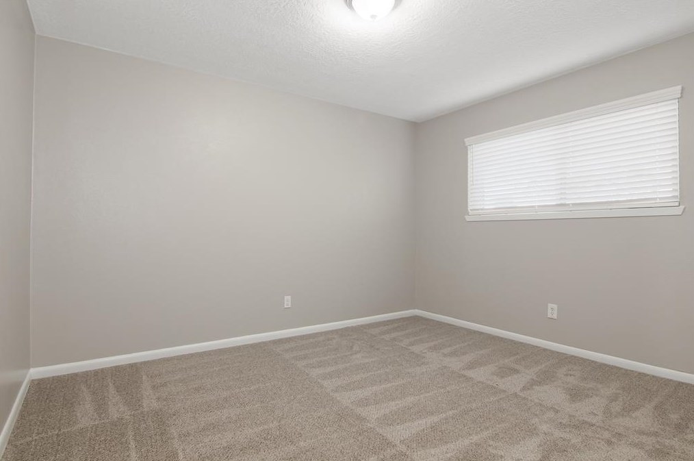 10102 Kirkbluff Dr, Houston TX 77089-2821 exterior