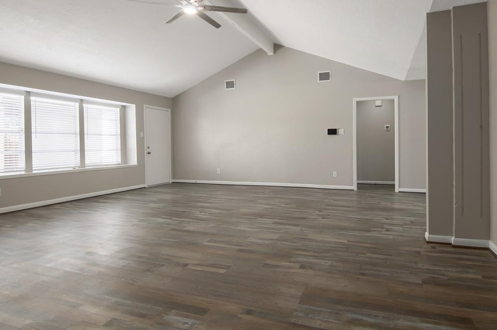 10102 Kirkbluff Dr, Houston TX 77089-2821 exterior