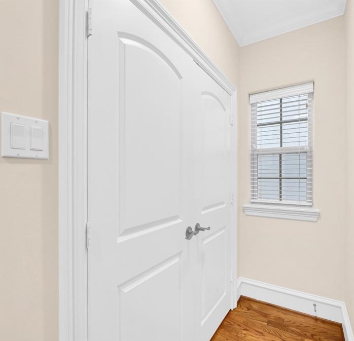 5611 Maxie, Houston TX  77007-3054 exterior