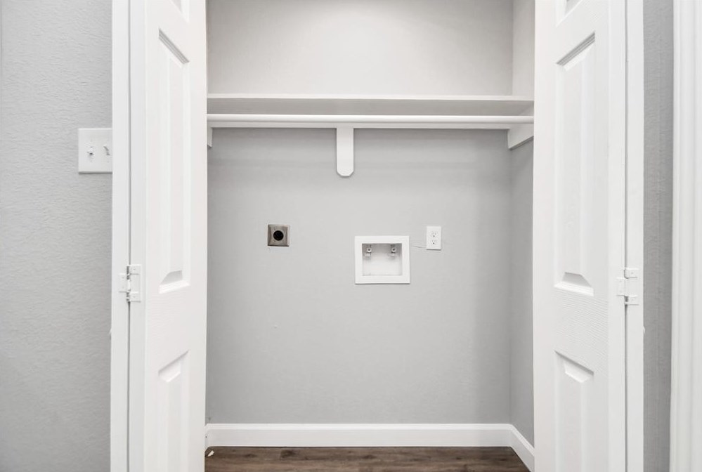 4105 New Orleans, Houston TX  77020-2545 exterior