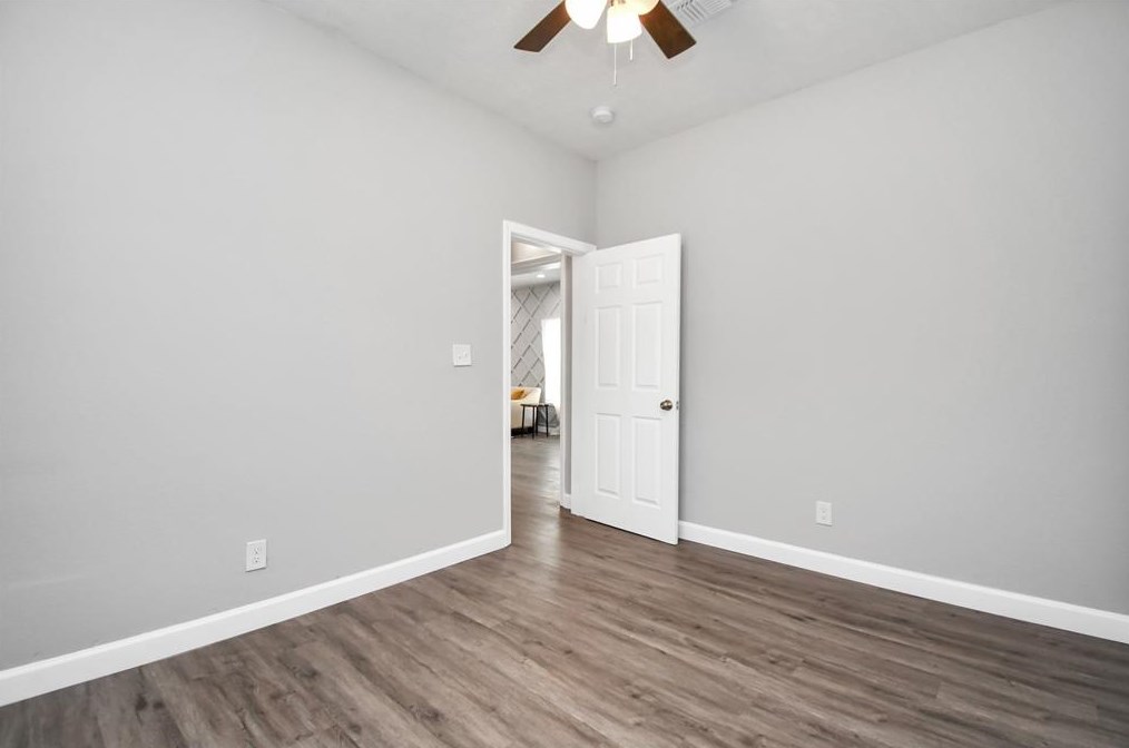 4105 New Orleans, Houston TX  77020-2545 exterior