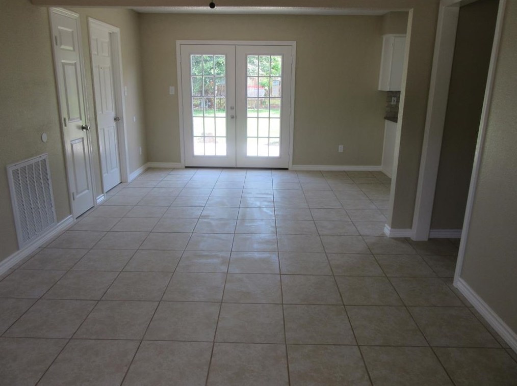 5330 Mackinaw St, Houston TX  77053-3219 exterior