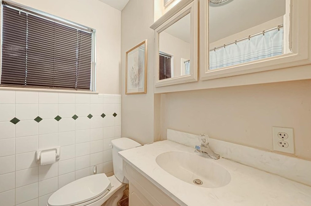 6006 43rd St, Houston TX  77092-5013 exterior