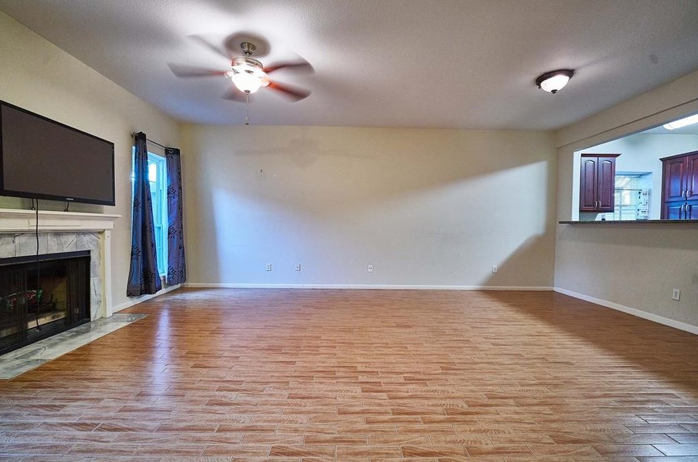 2816 Holly Hall St, Houston TX  77054-4129 exterior