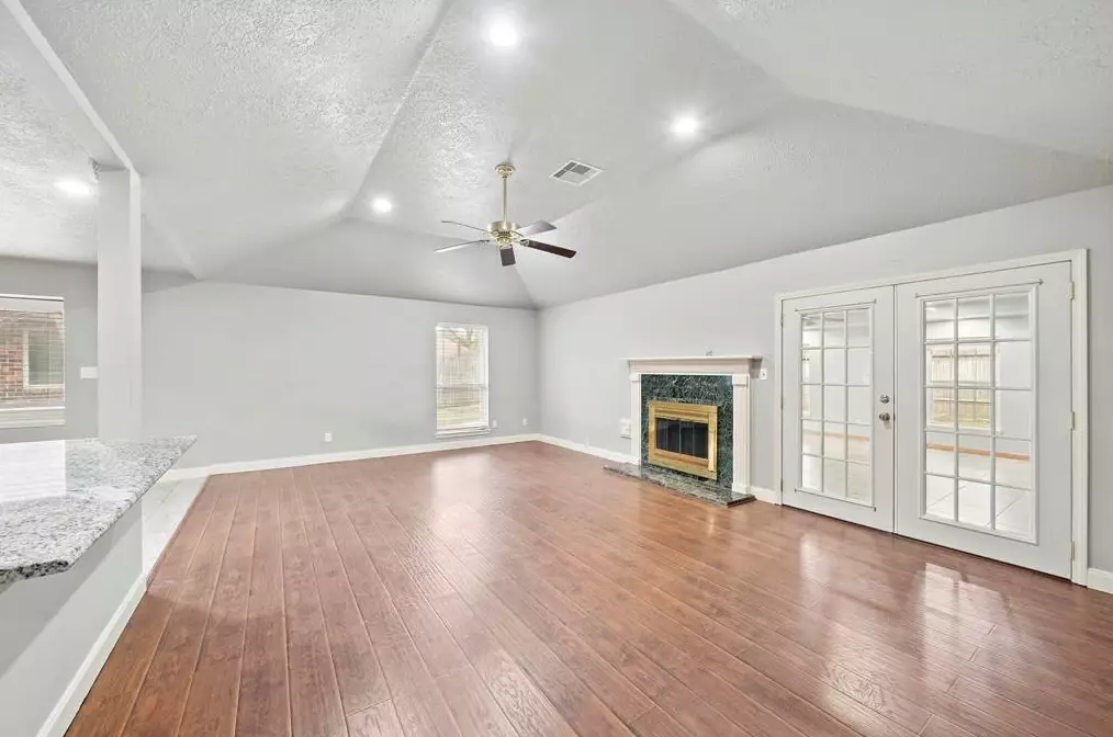 10806 Gusty Winds Ct, Houston TX  77064-4459 exterior
