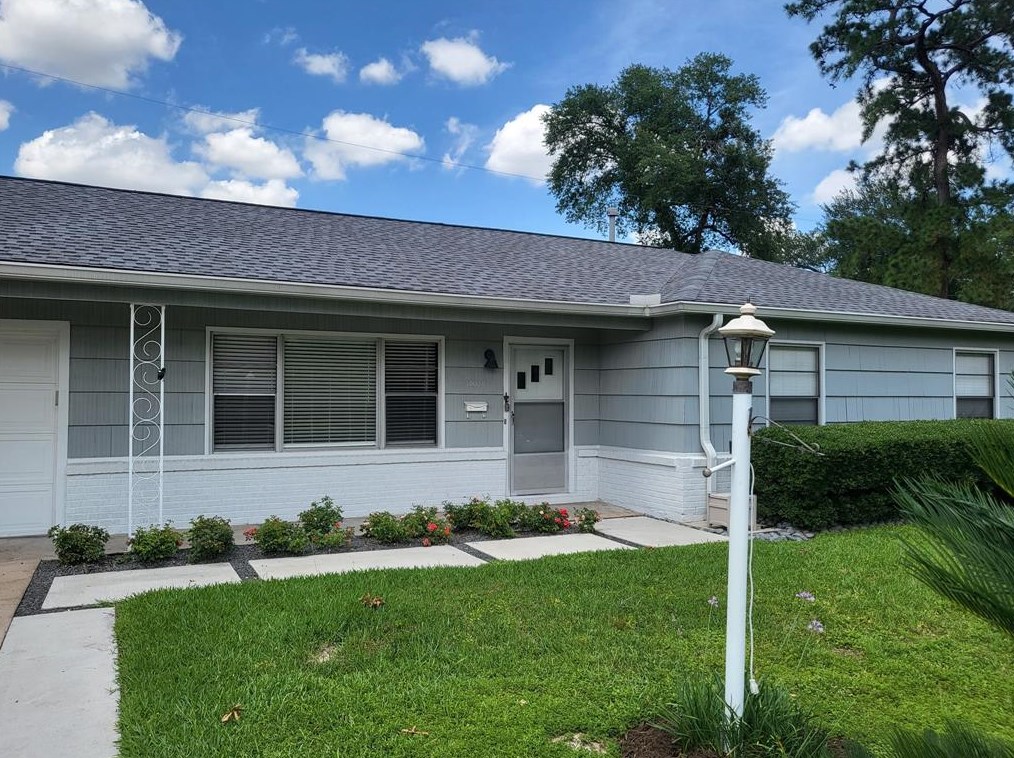 10030 Hazelhurst Dr, Houston TX  77080-7508 exterior