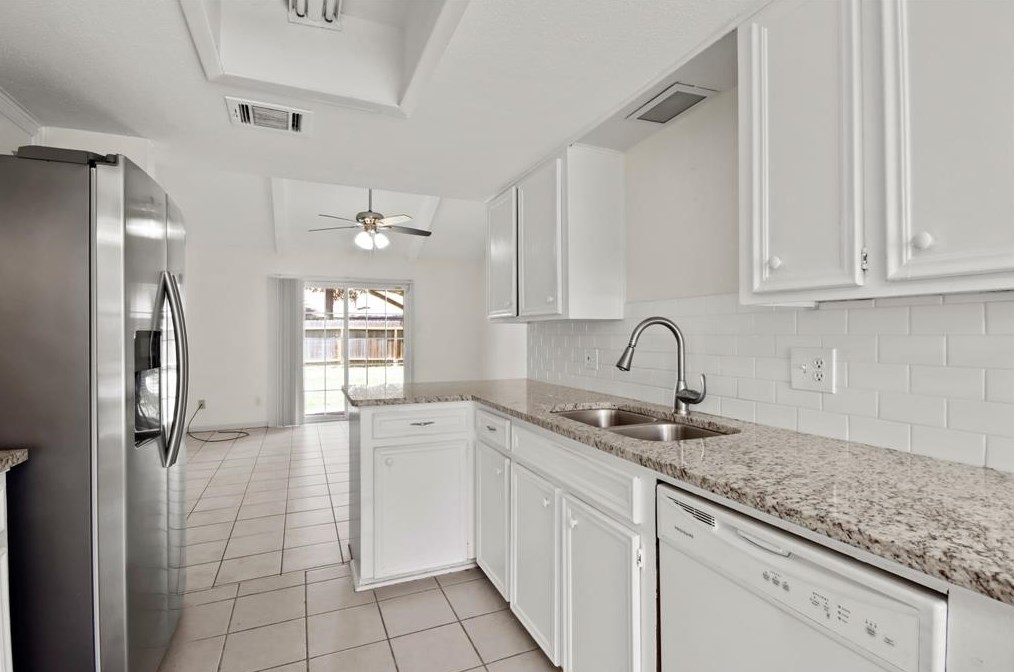 2519 Meandering Trl, Humble TX  77339-1051 exterior