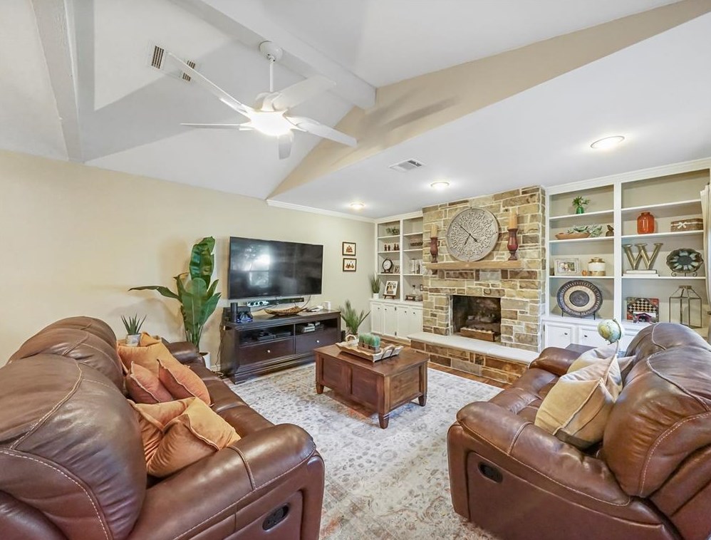 12502 Rocky Knl Dr, Houston TX  77077-5835 exterior