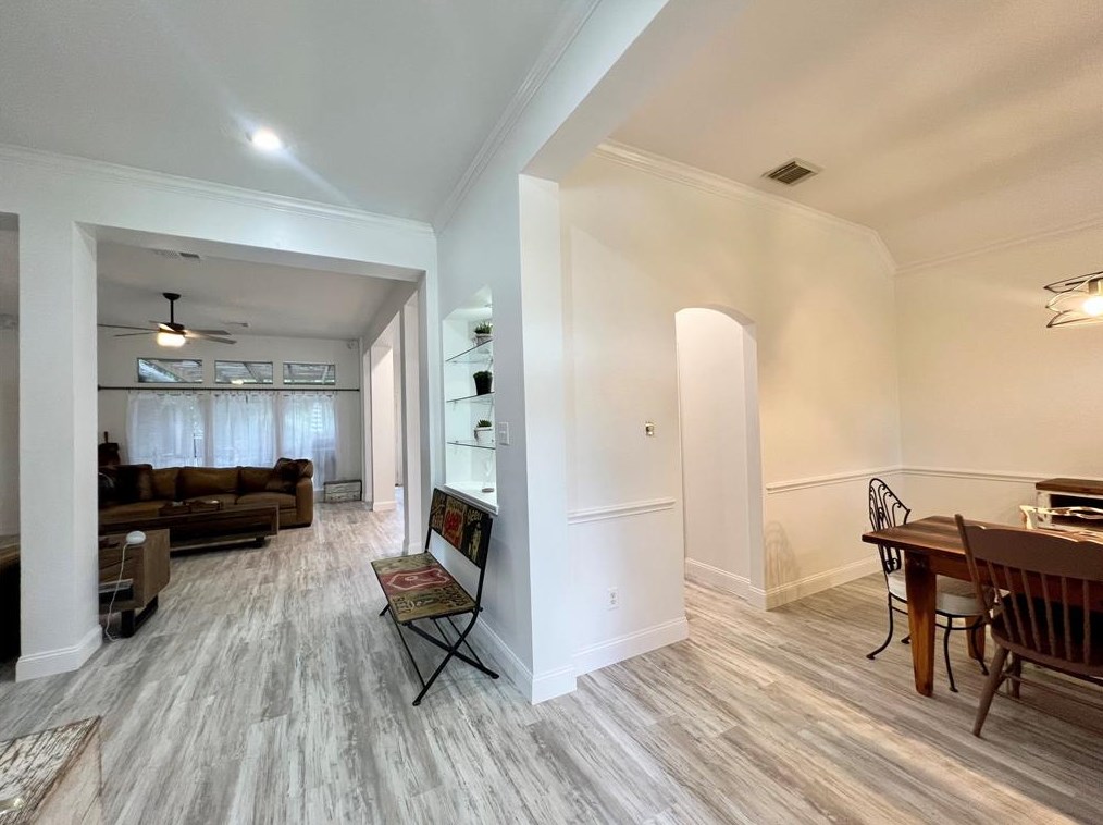 14 Crestview Trl, Houston TX  77082-1519 exterior