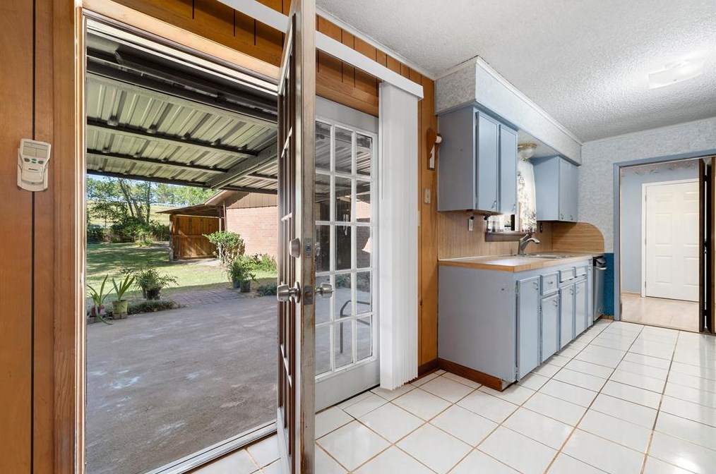 22915 Community Dr, Roman Forest TX 77357-8011 exterior