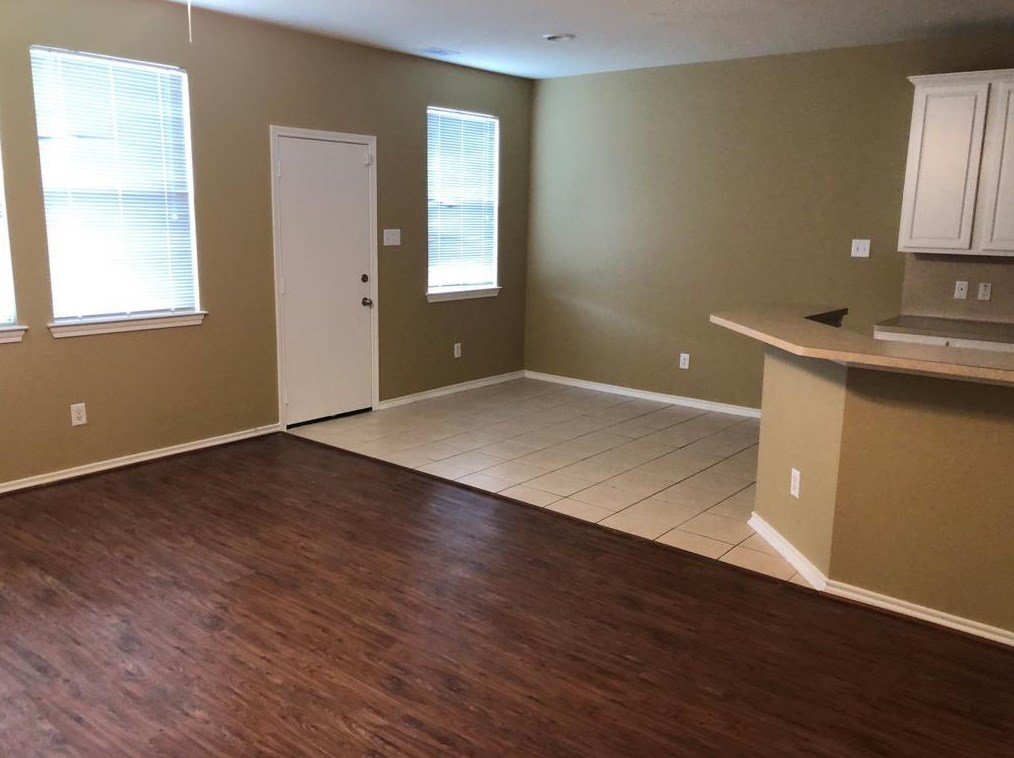 17167 Oakwood Chase Dr, Spring TX  77379-5163 exterior