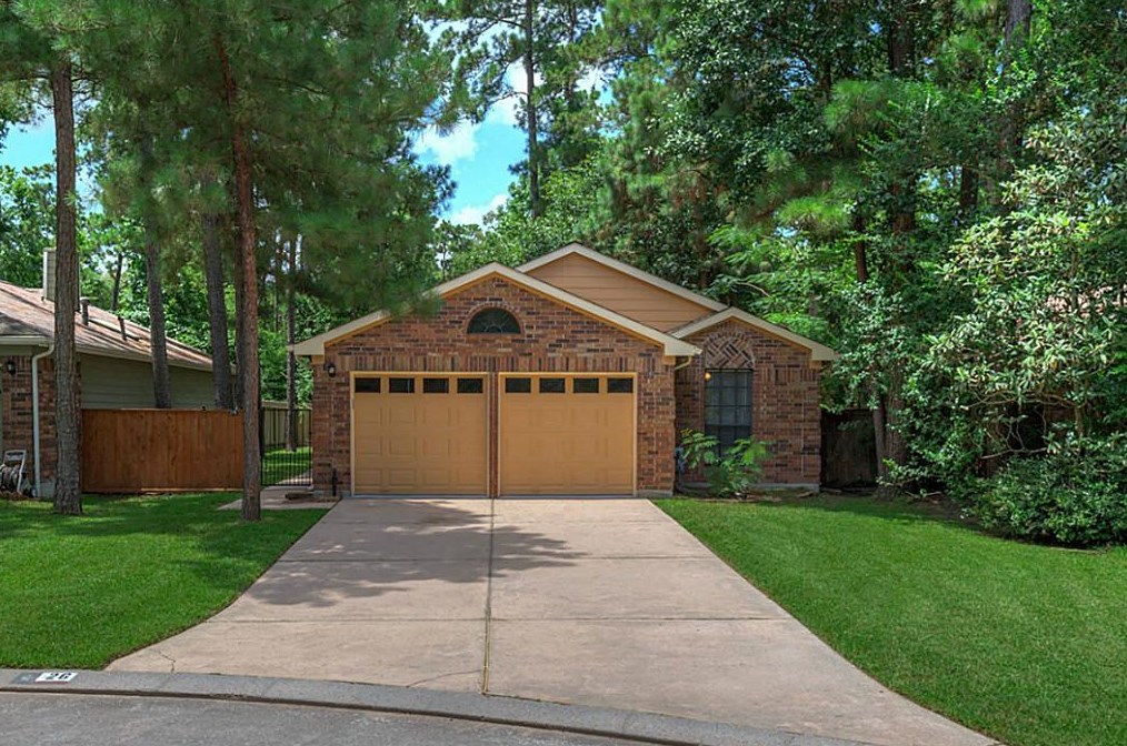 26 Cobble Hill Cir, Spring TX  77381-4049 exterior