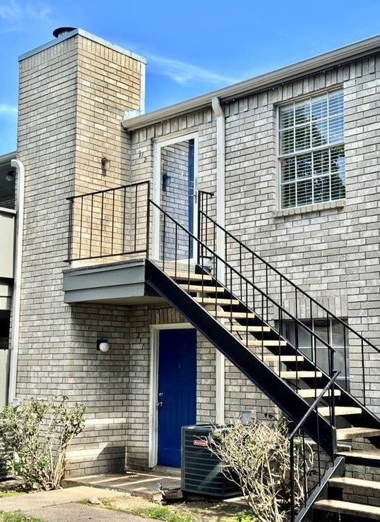 9700 Leawood Blvd, Houston TX  77099-2531 exterior