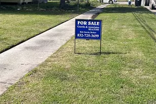 0 S Victory Dr, Houston, TX 77088 - Photo 1