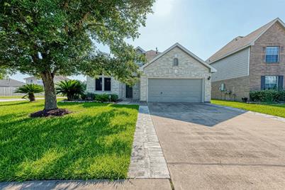 4418 E Meadow Dr, Deer Park, TX 77536 - Photo 1