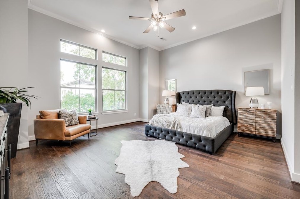 304 27 St, Houston TX  77008-2130 exterior