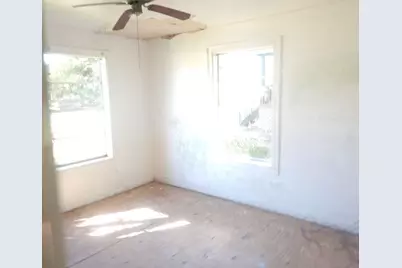 803 Chester Street, West Orange, TX 77630 - Photo 11