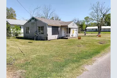 803 Chester Street, West Orange, TX 77630 - Photo 3