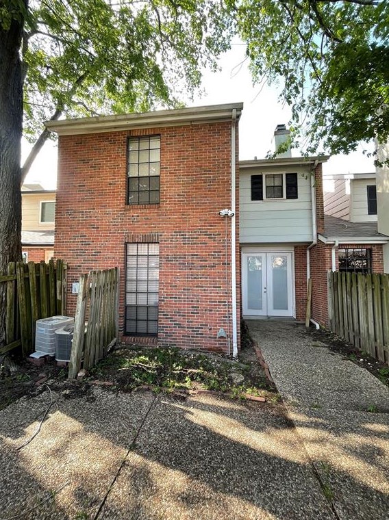 4128 Childress St, Houston TX  77005-1012 exterior