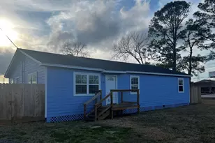 4118 Miller Ave, Bacliff, TX 77518 - Photo 1