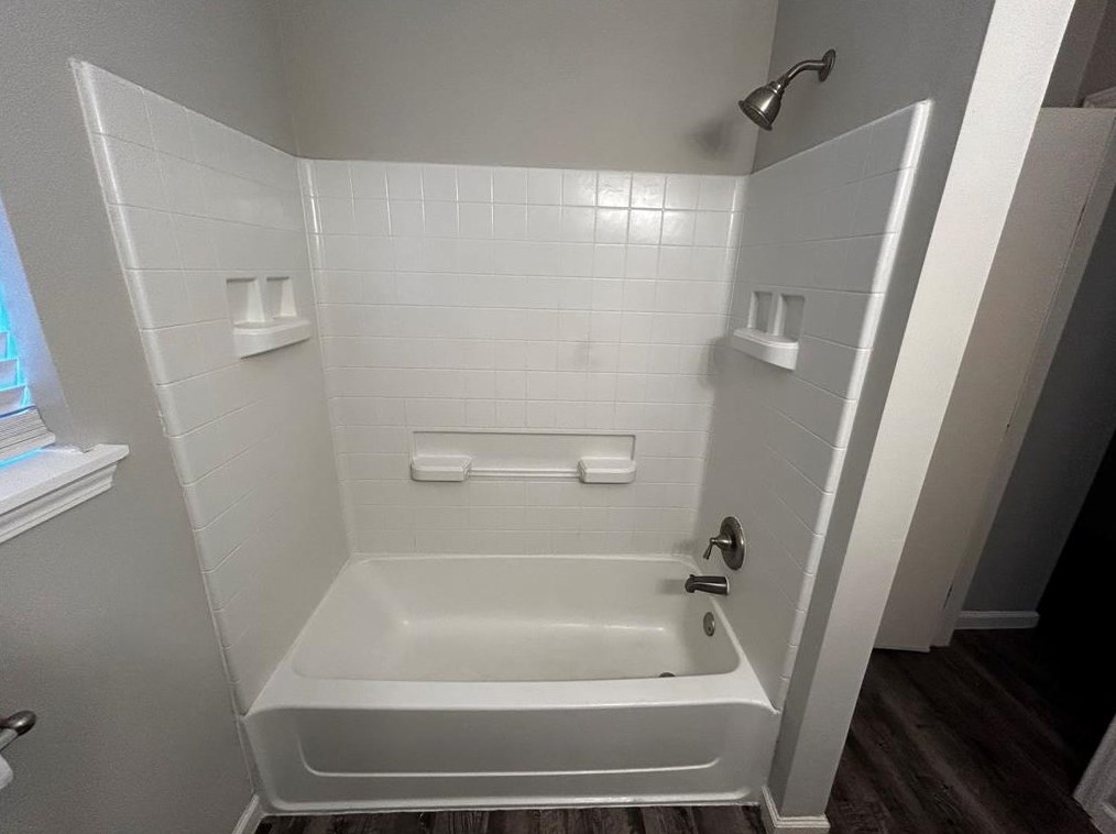 11211 Sageberry Dr, Houston TX  77089-2102 exterior