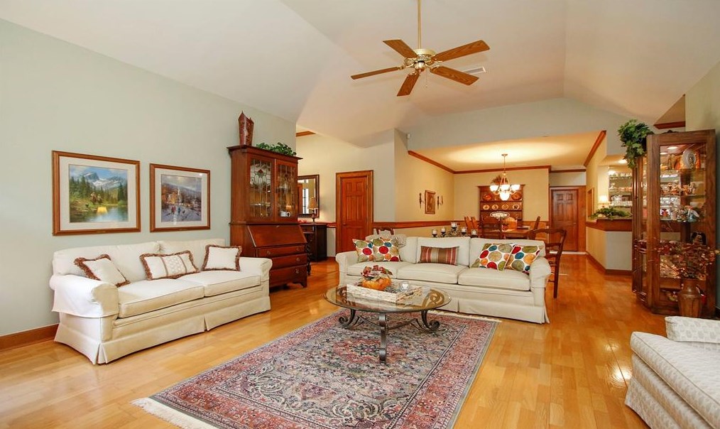 14103 Muirfield Vlg, Houston TX  77069-1753 exterior