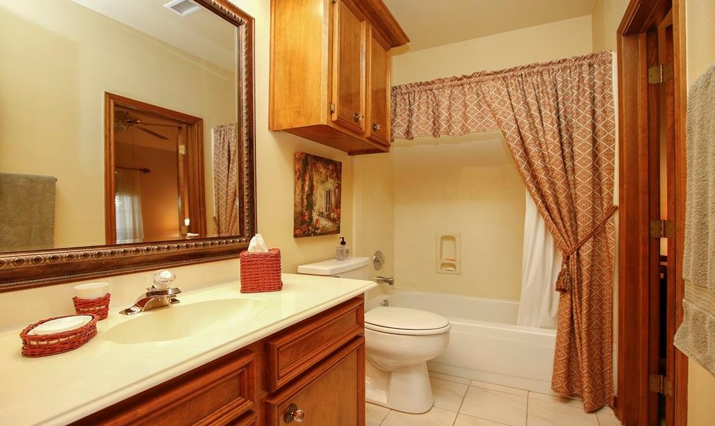 14103 Muirfield Vlg, Houston TX  77069-1753 exterior