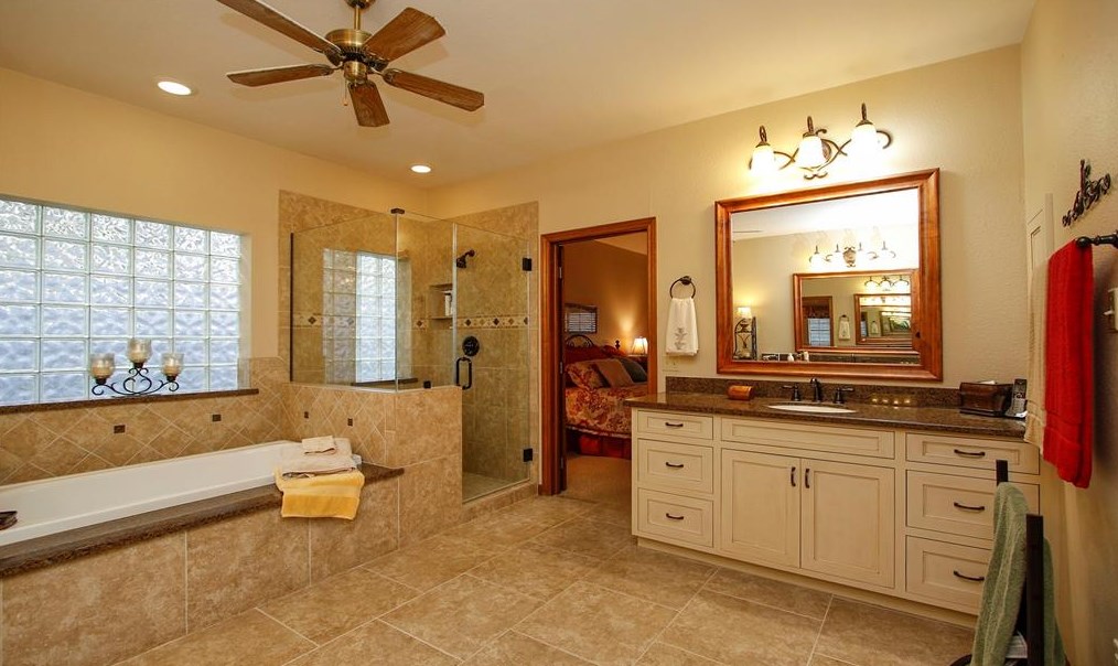 14103 Muirfield Vlg, Houston TX  77069-1753 exterior