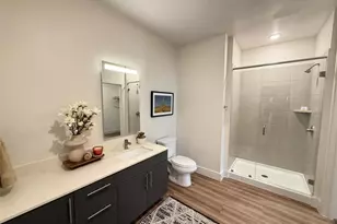 641 W Crosstimbers St, Houston, TX 77018 - Photo 7