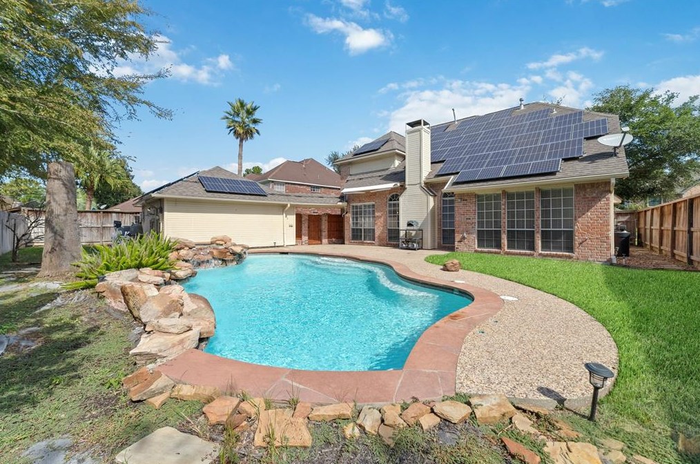 12811 Azalea Crk Trl, Houston TX  77065-3210 exterior