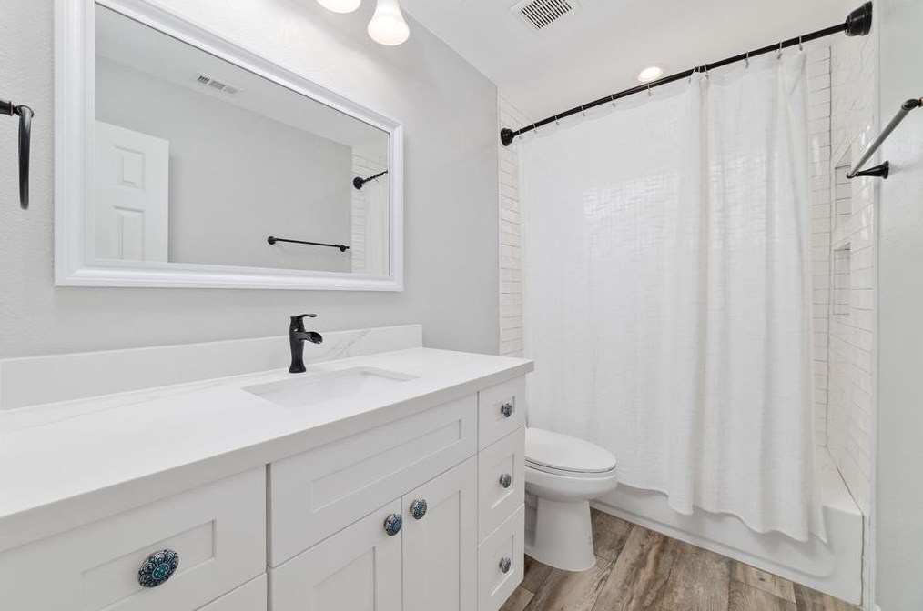 12811 Azalea Crk Trl, Houston TX  77065-3210 exterior