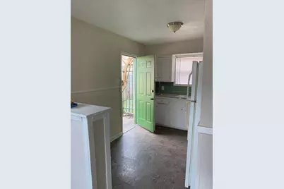 7812 Tierwester Street #107, Houston, TX 77021 - Photo 11