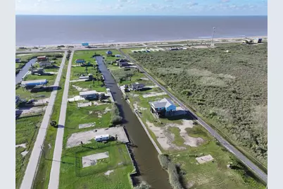 1086 Pennington Street, Gilchrist, TX 77617 - Photo 45