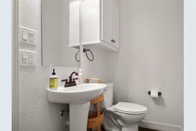 1086 Pennington Street, Gilchrist, TX 77617 - Photo 17