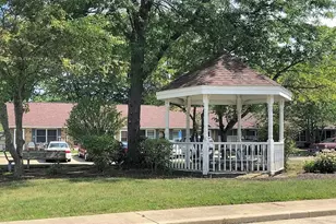 90 N 3rd St, Shelby, OH 44875 - Photo 5