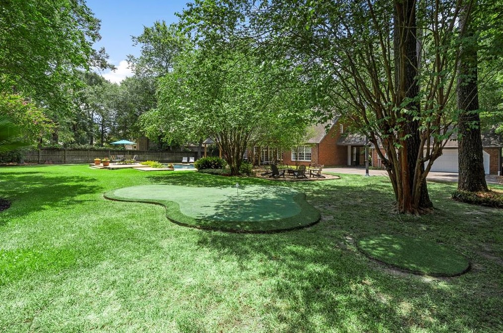 14026 Champions Hamlet Ct, Houston TX  exterior