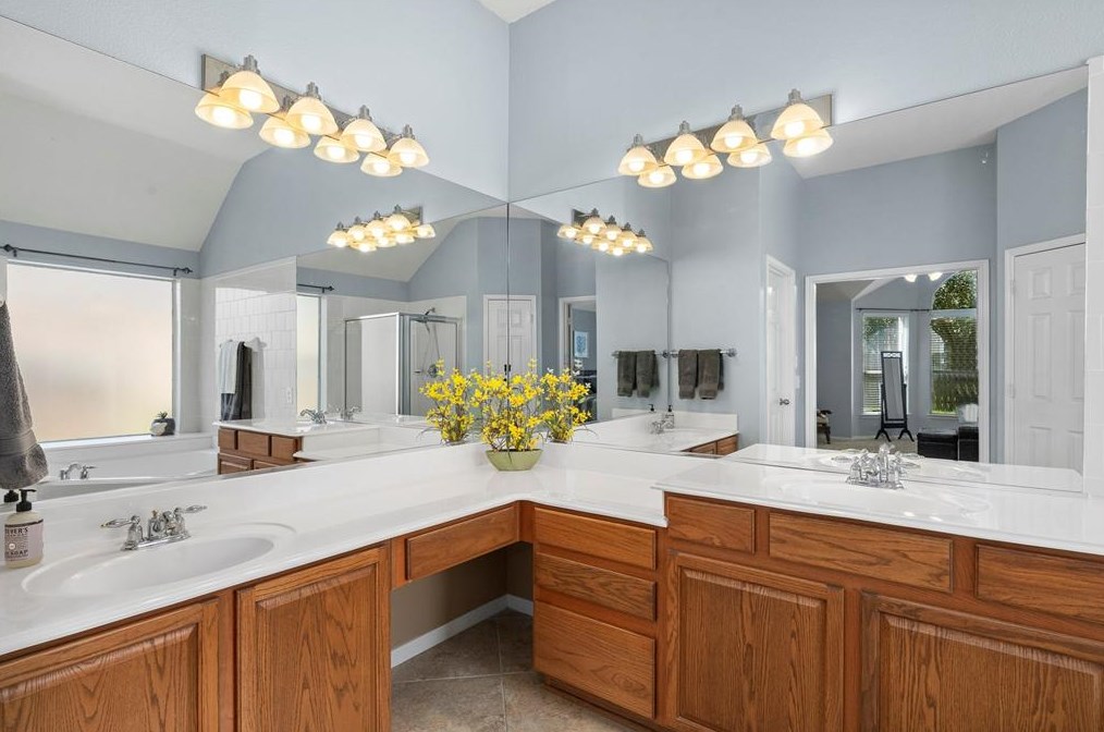 20214 Tamerton Dr, Spring TX 77388-3187 exterior