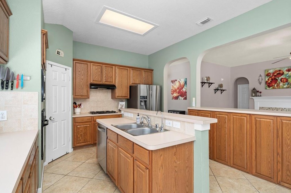 20214 Tamerton Dr, Spring TX 77388-3187 exterior