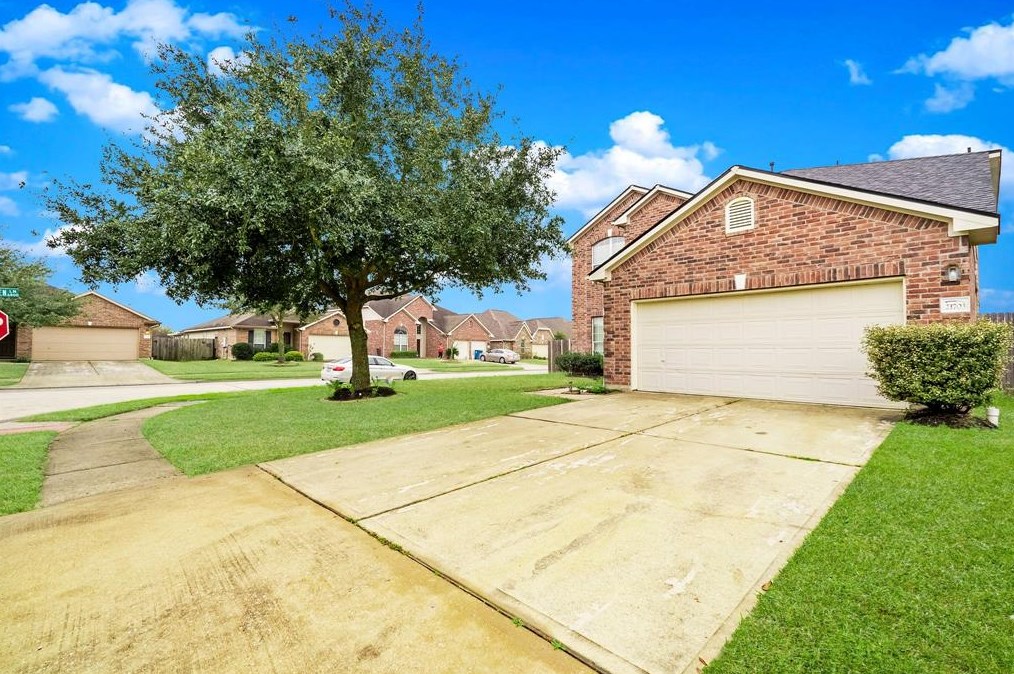 21703 Prairie Spring Ln, Spring TX  77379-4190 exterior