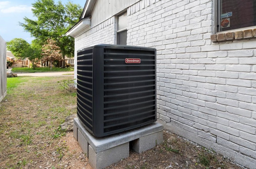11927 Osage Park Dr, Houston TX  77065-3807 exterior