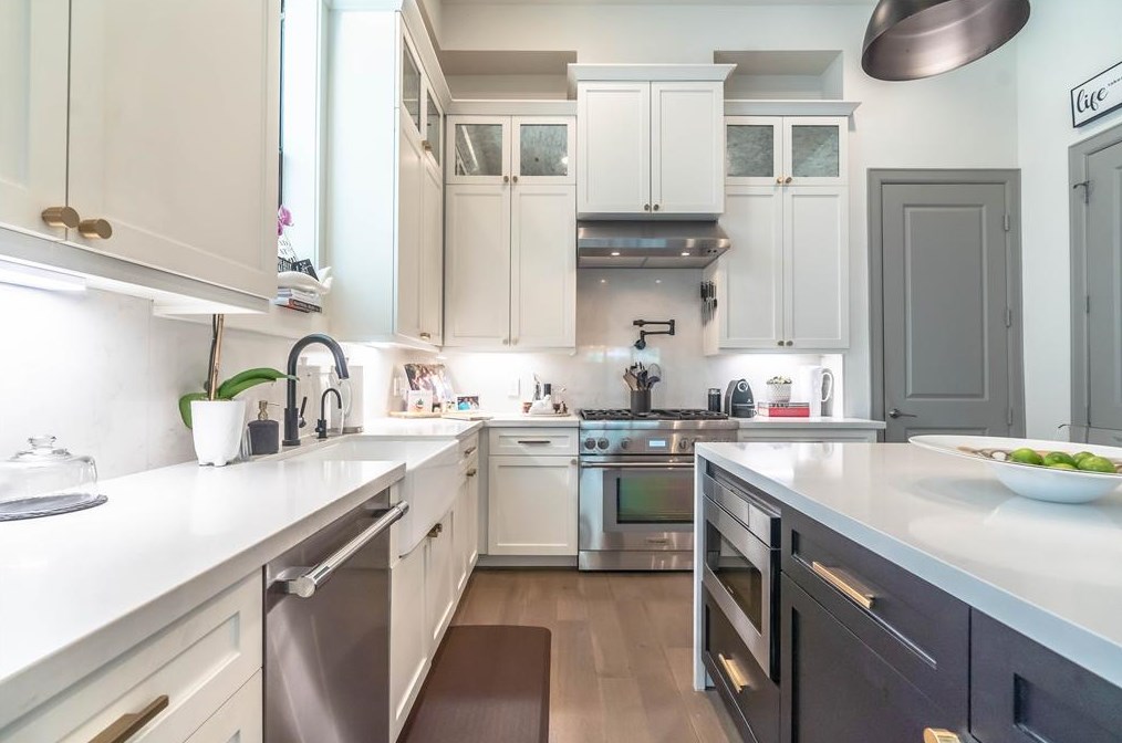 1122 Drew St, Houston TX  77004-1651 exterior