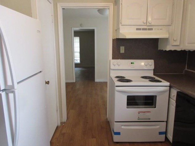 5504 Deep Forest Dr, Houston TX  77092-2328 exterior