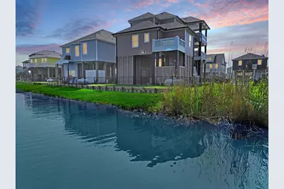 1983 Royalville Court, Crystal Beach, TX 77650 - Photo 5