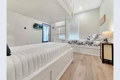 1983 Royalville Court, Crystal Beach, TX 77650 - Photo 33