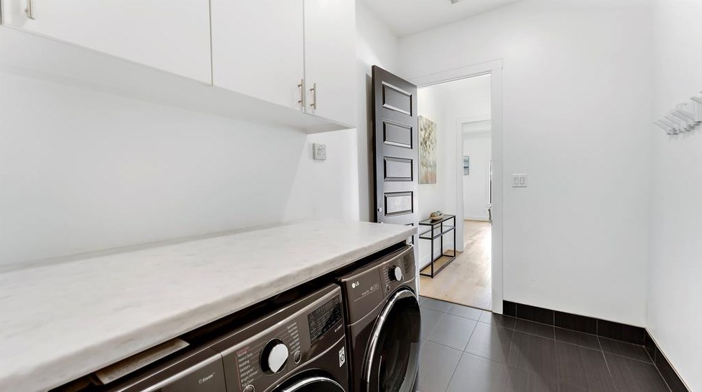 1435 Chantilly Ln, Houston TX  77018-3115 exterior