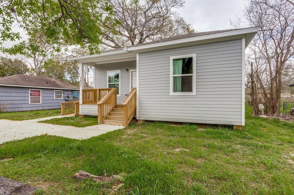 3827 Yellowstone Blvd, Houston TX  77021-2521 exterior